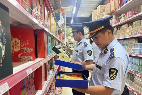 Quản lý thị trường xử lý 9.354 vụ vi phạm, thu nộp ngân sách hơn 100 tỷ đồng