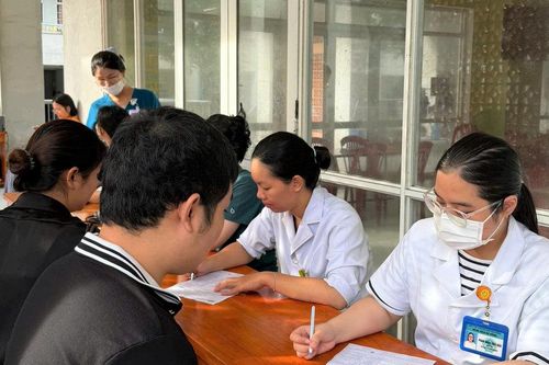 Chi đoàn Nhà khách Quốc hội tại Đà Nẵng tổ chức hiến máu nhân đạo