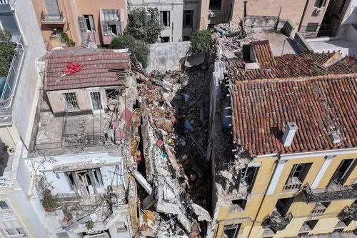 Nổ lớn làm sập nhà ở khu phố cổ Athens, 6 người thiệt mạng