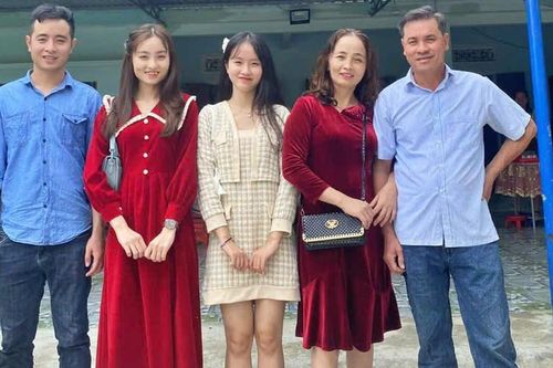 Những mùa chờ con dưới mưa và câu chuyện khuyến học ở làng quê