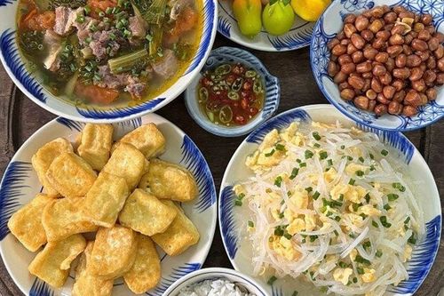 Hôm nay nấu gì: Cơm tối dễ nấu, đơn giản mà ngon