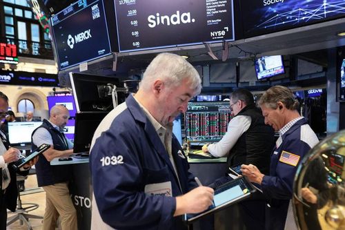Chứng khoán thế giới sáng 26/9: Phố Wall tăng mạnh, Dow Jones thêm gần 480 điểm