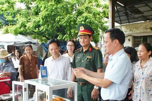 Xã Tây Phương tăng tốc chuyển đổi số
