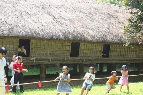 Để văn hóa truyền thống hiện diện trong đời sống đương đại