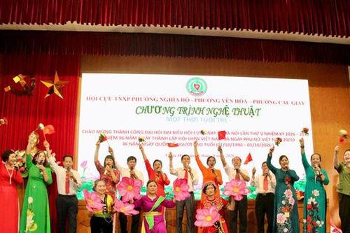 Sôi nổi chương trình nghệ thuật cựu TNXP khu vực Cầu Giấy mừng thành công Đại hội V