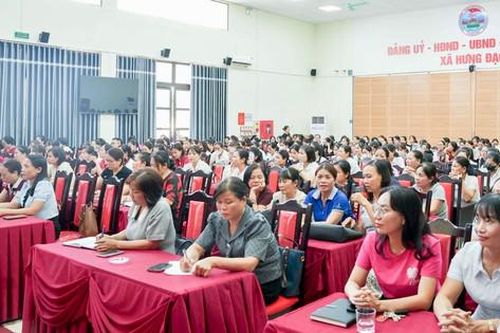 Xã Hưng Đạo tăng cường ứng dụng Hanoicheck tại bếp ăn bán trú