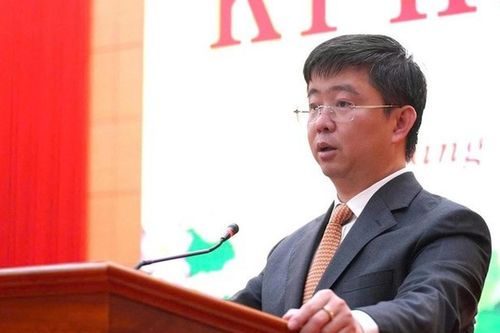 Phê chuẩn ông Bùi Hoàng Phương giữ chức Chủ tịch tỉnh Quảng Trị