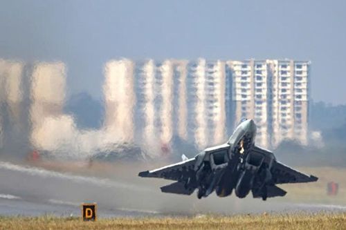 Ukraine đã buộc tiêm kích Su-57 Nga phải thay đổi?