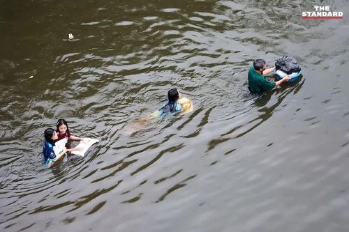 Bangkok: Hơn 52.000 ngôi nhà bị ngập lụt, gần 4.900 người phải sơ tán
