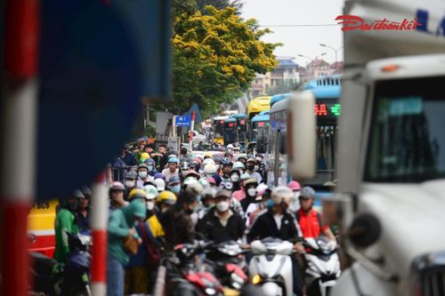 Hà Nội dùng Camera, GPS truy tìm nguyên nhân các điểm ùn tắc