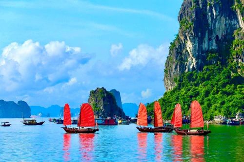Nhân Ngày Du lịch thế giới 27.9:Nâng tầm sức hấp dẫn điểm đến Việt Nam trong kỷ nguyên du lịch số