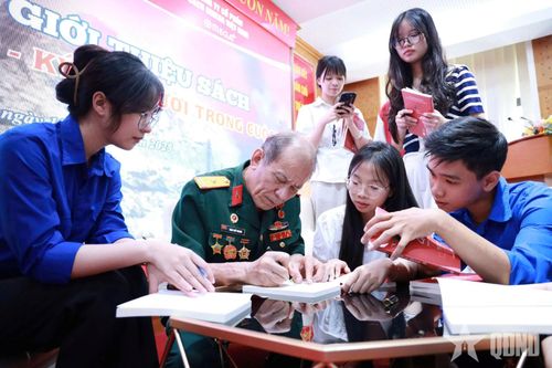 Nâng cao năng lực thẩm định nội dung xuất bản phẩm