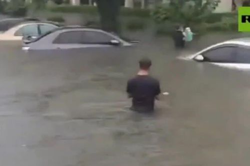 Lũ lụt tàn phá Thái Lan, cảnh báo lũ quét và sạt lở đất