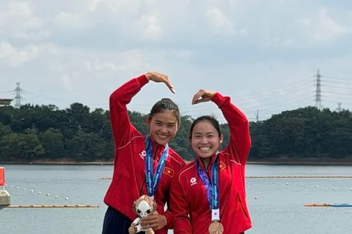 Gần 10 năm khổ luyện, Nguyễn Thị Hương cùng đồng đội làm nên lịch sử cho canoeing Việt Nam