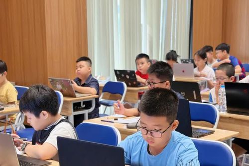 Dạy lập trình và toán tư duy miễn phí cho học sinh