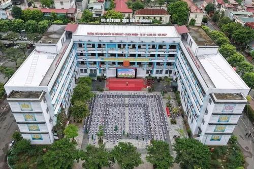 Lào Cai: Xác minh thông tin suất ăn học sinh có dấu hiệu ôi thiu