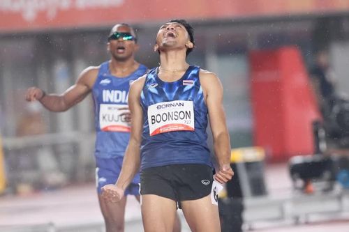 'Tia chớp Thái Lan' Puripol Boonson khuấy đảo Asiad với cú đúp HCV và hàng loạt kỷ lục mới