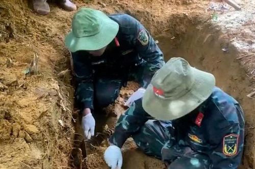 Tìm thấy hài cốt liệt sĩ trong rừng cộng đồng ở Nam Đông