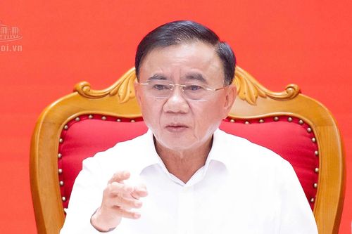 Bộ Chính trị: Giám sát những vấn đề bức xúc, nổi lên mà nhân dân quan tâm