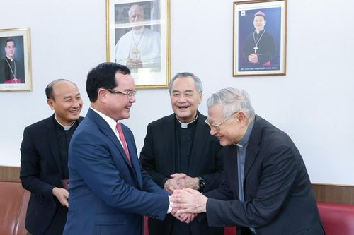 Mỗi linh mục, tu sĩ Việt Nam tại Tòa thánh Vatican và Italia là một đại sứ văn hóa
