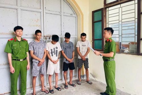 Phê chuẩn khởi tố 4 đối tượng mua bán, tổ chức sử dụng trái phép chất ma túy