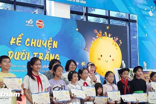 Cuộc thi 'Kể chuyện dưới Trăng': Khích lệ thiếu nhi sáng tạo thơ ca và hội họa