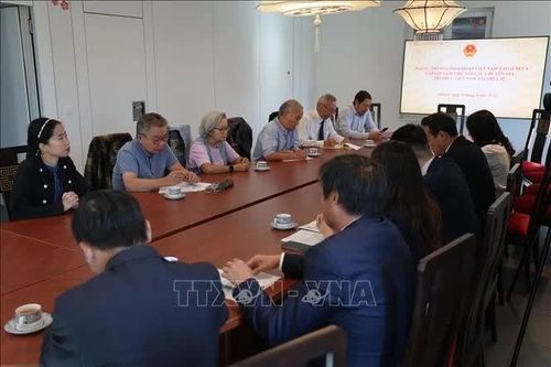 Phát huy nguồn lực người Việt tại Thụy Sĩ cho khoa học, công nghệ