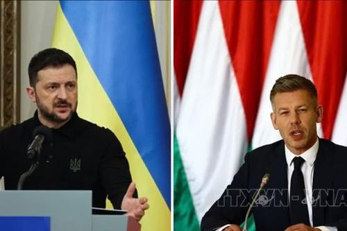 C8 và thỏa thuận dầu mỏ bộc lộ sự mong manh trong quan hệ Hungary-Ukraine
