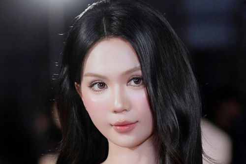 Ngọc Trinh đã dũng cảm quyết định thay đổi ở tuổi U40
