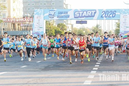 Gần 4.000 runner tranh tài tại Giải Marathon Sầm Sơn mở rộng năm 2026