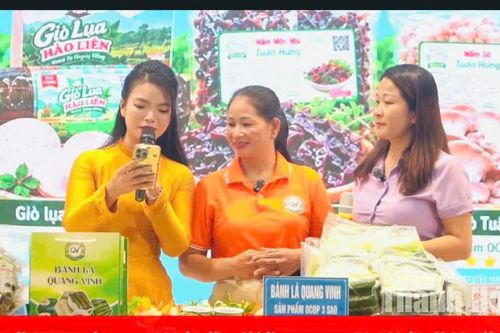Xã Hoa Lộc livestream quảng bá, tiêu thụ sản phẩm OCOP