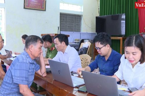 Dịch vụ công lưu động đưa tiện ích số đến gần người dân