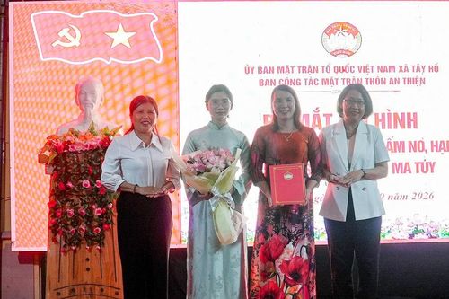 Xã Tây Hồ ra mắt Khu dân cư đoàn kết, an toàn, ấm no, hạnh phúc - xanh, sạch - không ma túy