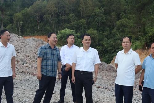 Phó Chủ tịch UBND tỉnh Giàng Quốc Hưng kiểm tra công tác phát triển du lịch tại Mù Cang Chải