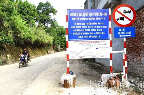 Sớm khắc phục sạt lở, đảm bảo an toàn trên đường tỉnh 448