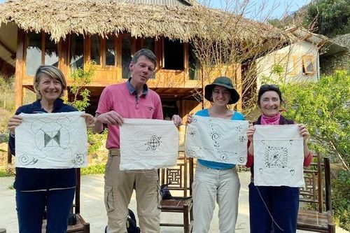 Giữ gìn và phát huy nghệ thuật vẽ sáp ong của đồng bào Mông