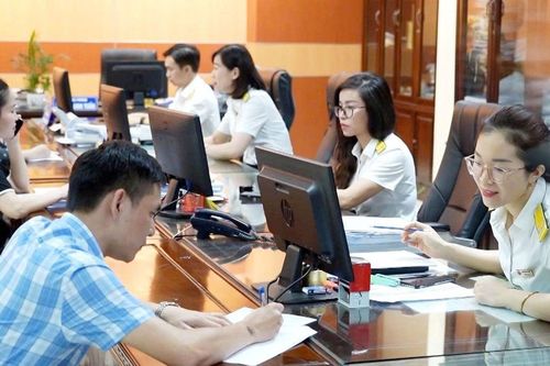 Điều chỉnh, bổ sung Bảng giá tính lệ phí trước bạ đối với ô tô, xe máy