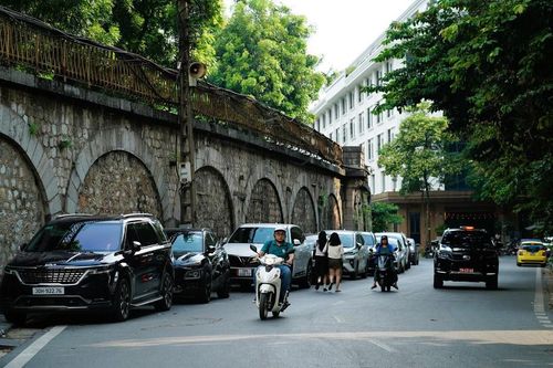 131 ô vòm cầu Phùng Hưng - Lưu giữ những ngày thường trước khi thành ký ức