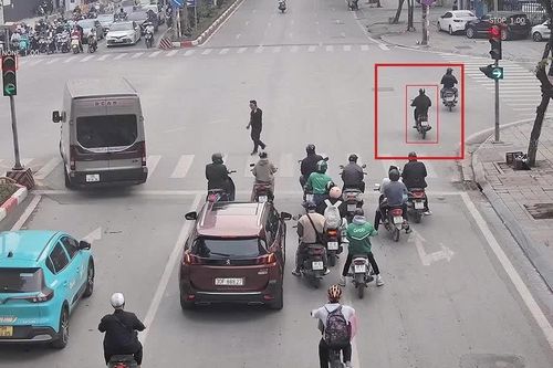 Hà Nội sẽ kết hợp dữ liệu camera và GPS xử lý ùn tắc giao thông