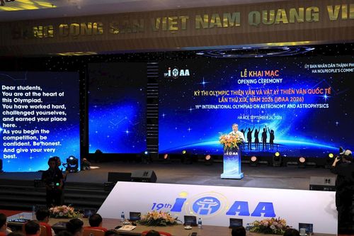 Hành trình chinh phục IOAA 2026 tại Hà Nội