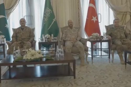Saudi Arabia, Pakistan, Thổ Nhĩ Kỳ họp bàn chiến lược an ninh