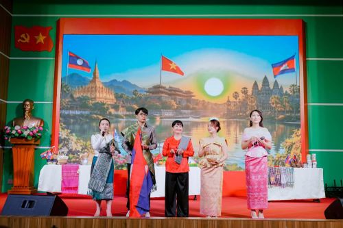Sinh viên quốc tế OU mang câu chuyện Mê Kông đến Cuộc thi Hùng biện tiếng Việt toàn quốc 2026