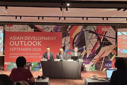 ADB nâng dự báo tăng trưởng kinh tế Việt Nam năm 2026 lên 7,8%