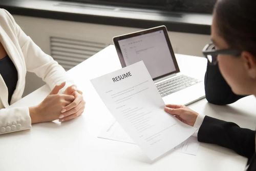 Thất nghiệp hơn 6 tháng: Đừng chỉ gửi CV, đây mới là lúc cần làm 4 việc này