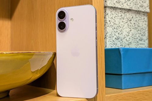 Công nghệ 27/9: iPhone 18 có thể tăng giá, siêu máy tính AI của Anh thiếu điện