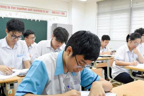 320 thí sinh tranh tài tại kỳ thi thiên văn và vật lý thiên văn quốc tế
