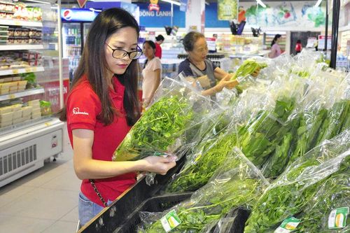 Tìm lời giải cho 'bài toán' đưa hàng vào siêu thị tiêu thụ bền vững