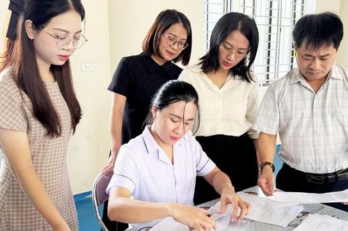 Gần 738.000 người Hà Tĩnh được khám, sàng lọc sức khỏe