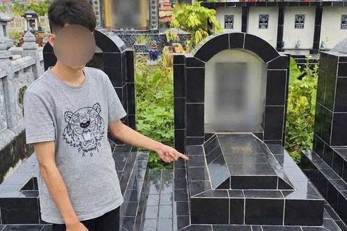 Thua 'kèo', nam thanh niên phát livestream xâm phạm mồ mả