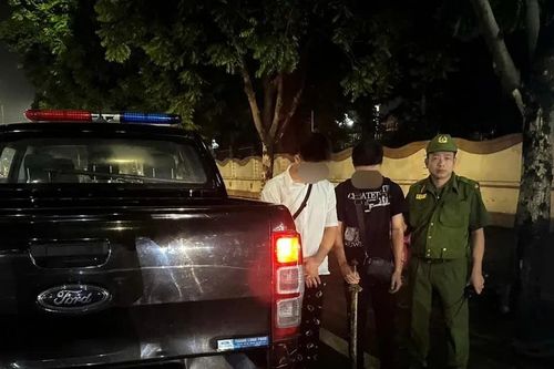 Kịp thời ngăn chặn nhóm thanh, thiếu niên lạng lách, mang theo hung khí trên đường Trường Chinh